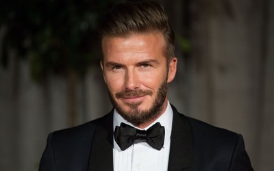 华体会电竞精华-乌克兰队球迷不离不弃支持