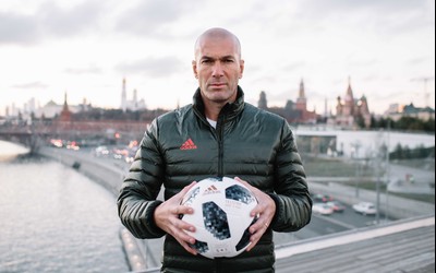 华体会电竞快讯-什琴斯尼训练中秀脚法惊呆队友