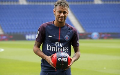 华体会电竞评论-萨卡这状态惊人